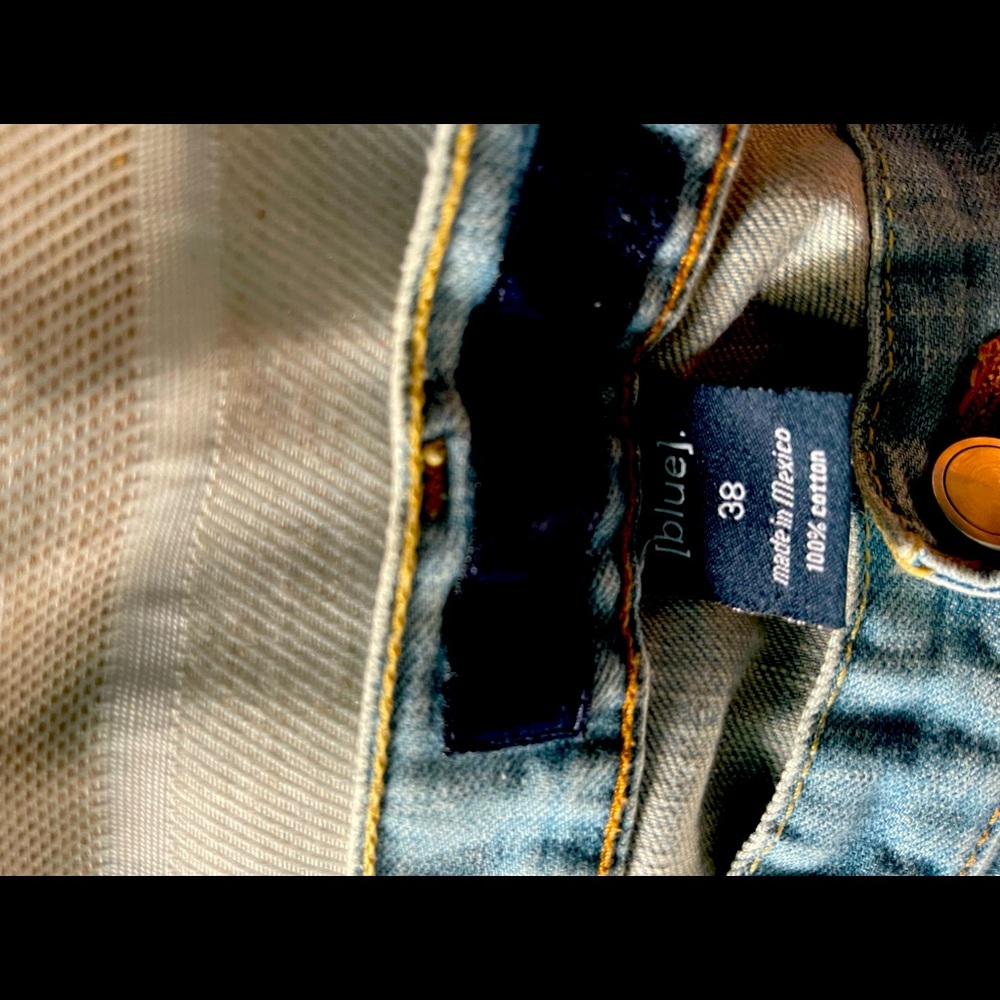 [blue] jeans 38 /32 not Lucky Brand Jeans